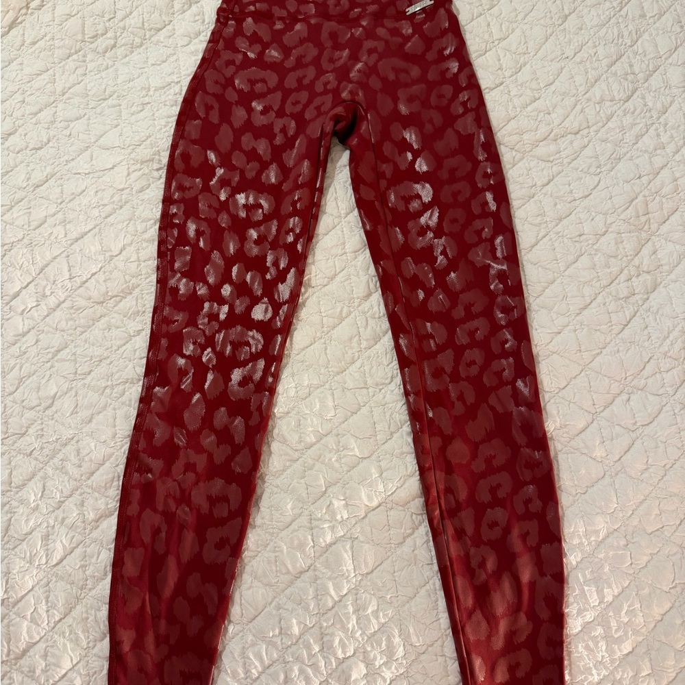 Bombshell Sportswear Red Patterned Leggings and matching bra PANTS XS Bra S